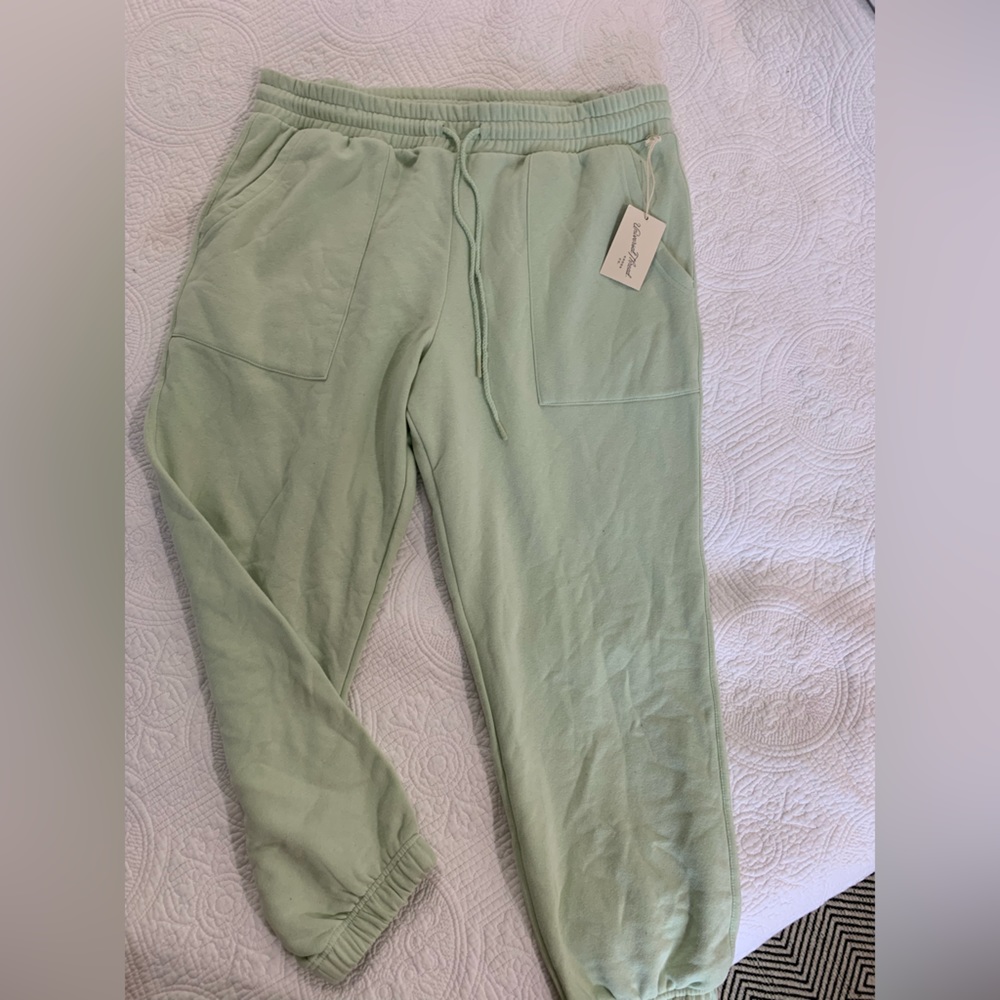 Universal Thread Jogger sweat pants